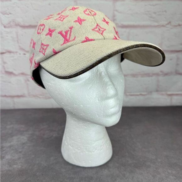 Louis Vuitton Canvas Monogram Starboard Cap M Pink - Picture 2 of 10